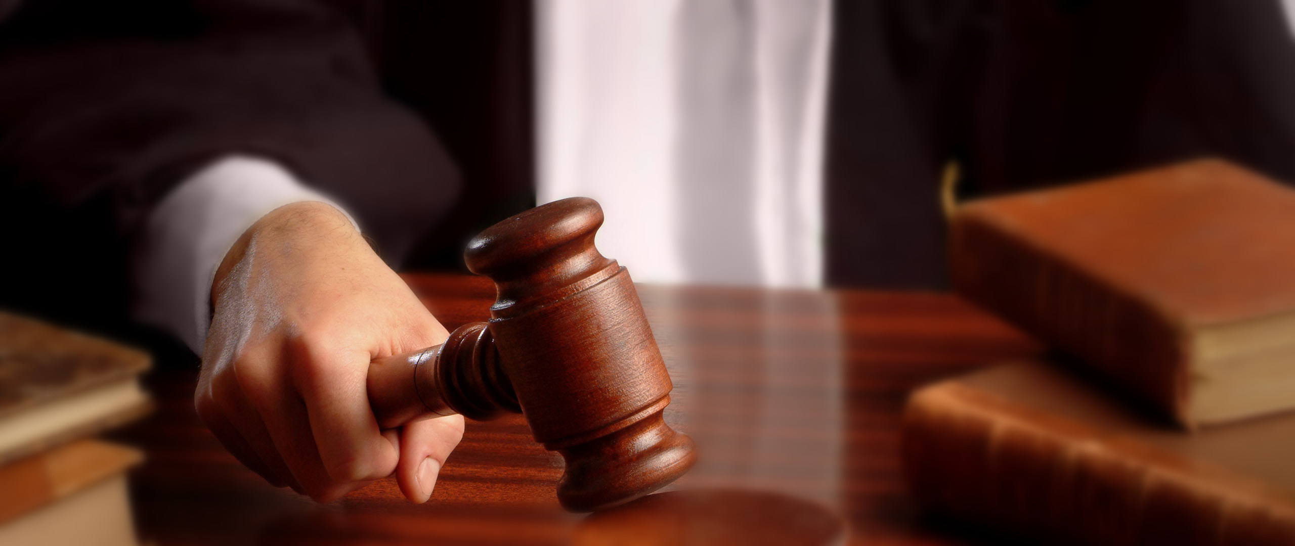 刑事辯護(hù)律師24小時免費在線咨詢